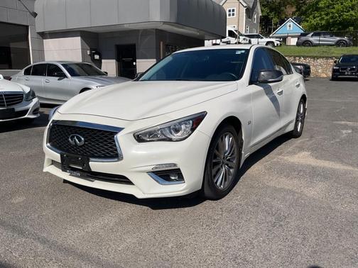 Majestic White 2019 INFINITI Q50 3.0t LUXE