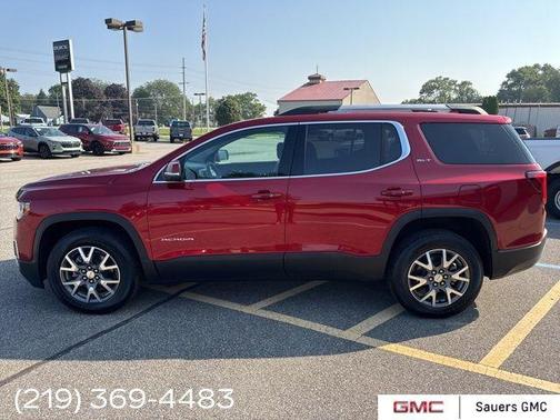2023 GMC Acadia SLT