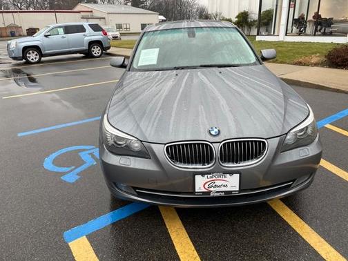 Photo 2 of 38 of 2009 BMW 535 i xDrive