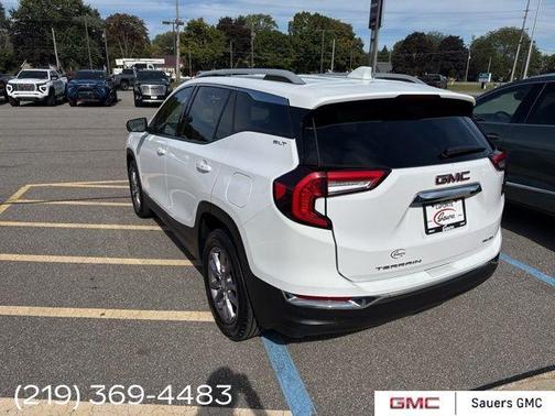 2023 GMC Terrain SLT