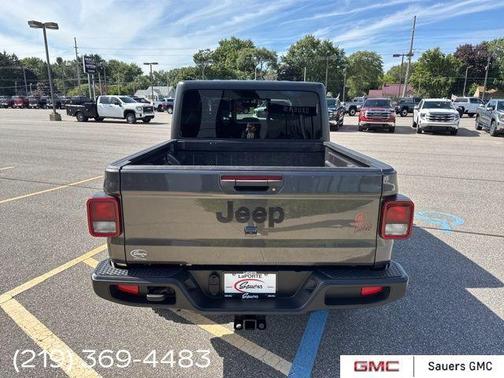2021 Jeep Gladiator Sport