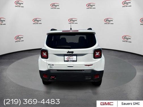 Alpine White Clearcoat 2022 Jeep Renegade Trailhawk