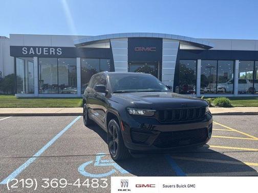 2023 Jeep Grand Cherokee Altitude