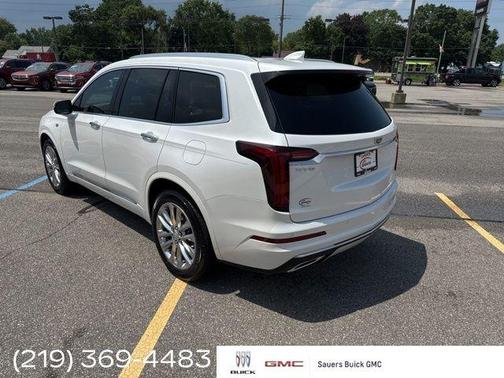 2021 Cadillac XT6 Premium Luxury FWD