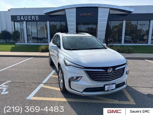 2022 Buick Enclave Essence