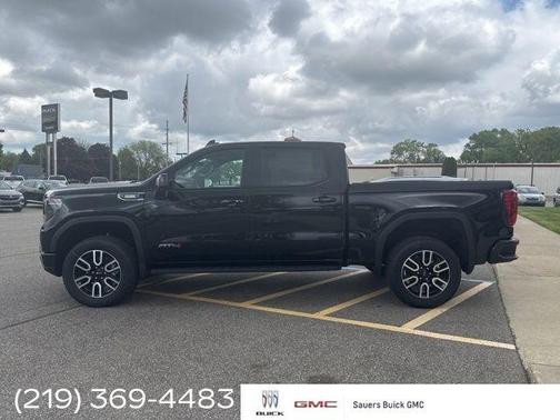2025 GMC Sierra 1500 AT4