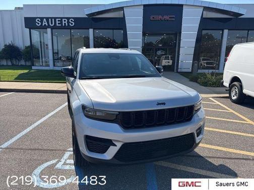 2023 Jeep Grand Cherokee Altitude