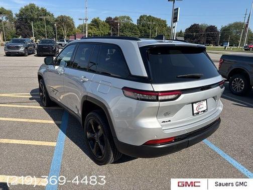 2023 Jeep Grand Cherokee Altitude