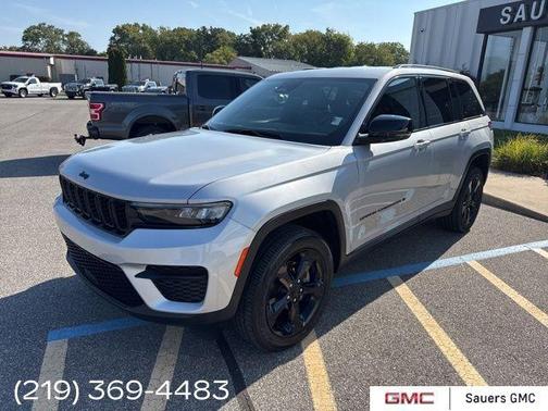 2023 Jeep Grand Cherokee Altitude