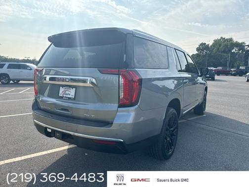2023 GMC Yukon XL SLT