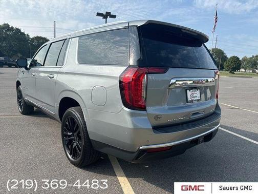 2023 GMC Yukon XL SLT