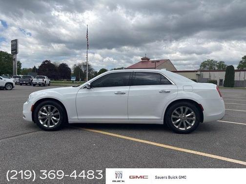 2019 Chrysler 300 Limited