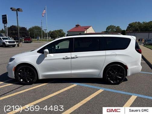 2022 Chrysler Pacifica Limited