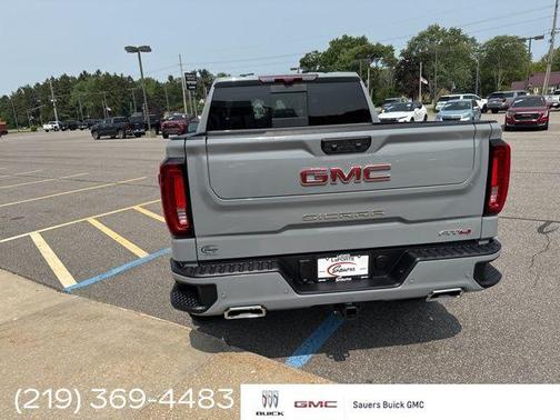 2025 GMC Sierra 1500 AT4