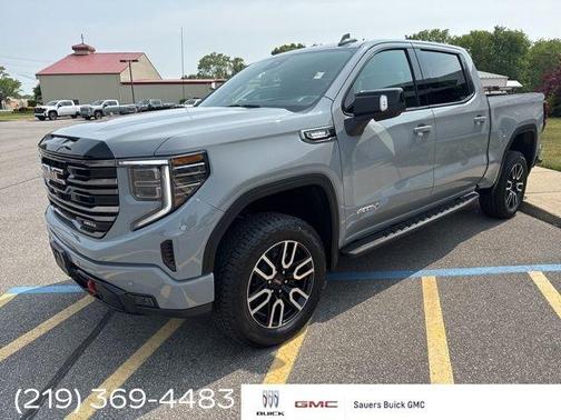 2025 GMC Sierra 1500 AT4