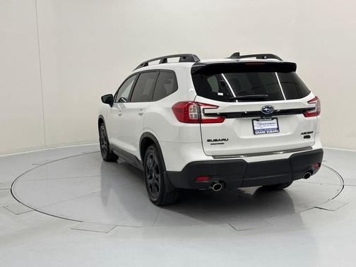 2025 Subaru Ascent Onyx Edition Touring 7-Passenger