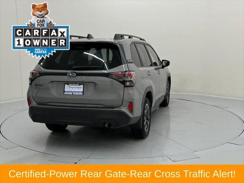 2025 Subaru Forester Premium