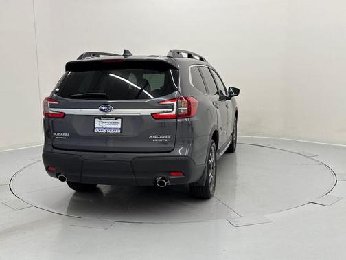 2025 Subaru Ascent Limited 7-Passenger