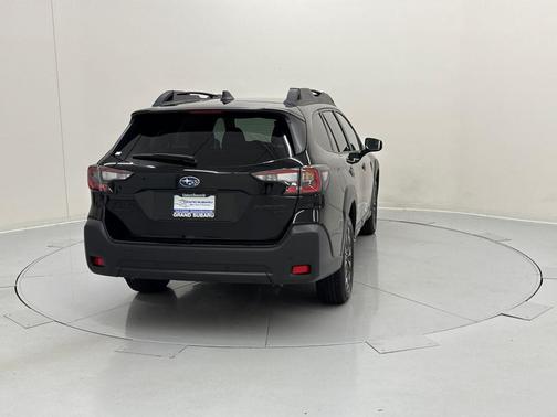 2025 Subaru Outback Onyx Edition XT