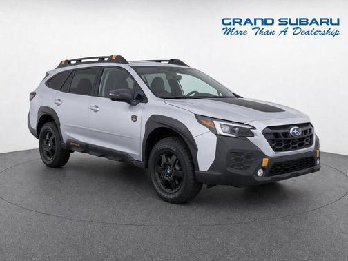Ice Silver Metallic 2024 Subaru Outback Wilderness