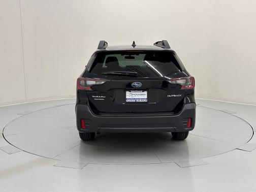 Crystal Black Silica 2022 Subaru Outback Premium