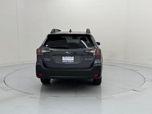 2023 Subaru Outback Base