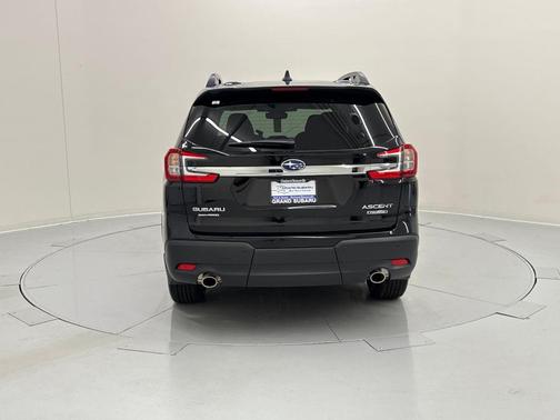 2025 Subaru Ascent Touring 7-Passenger