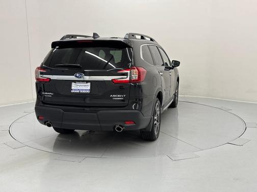 2025 Subaru Ascent Touring 7-Passenger