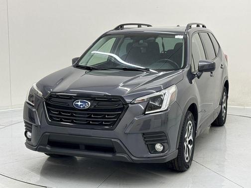 Magnetite Gray Metallic 2022 Subaru Forester Premium