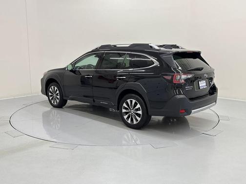 2025 Subaru Outback Touring