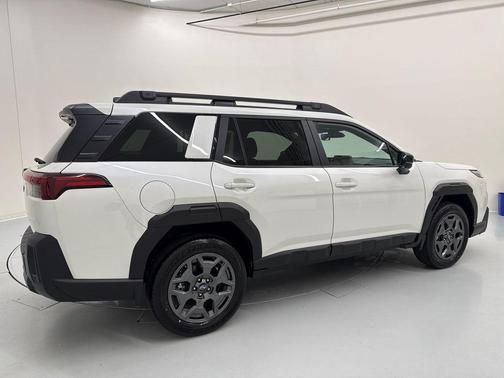 Crystal White 2026 Subaru Outback Premium