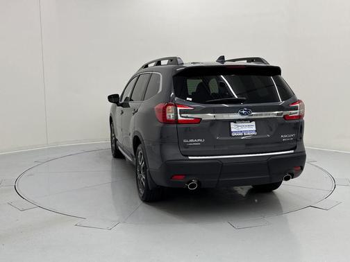 Magnetite Gray Metallic 2026 Subaru Ascent Limited 8-Passenger