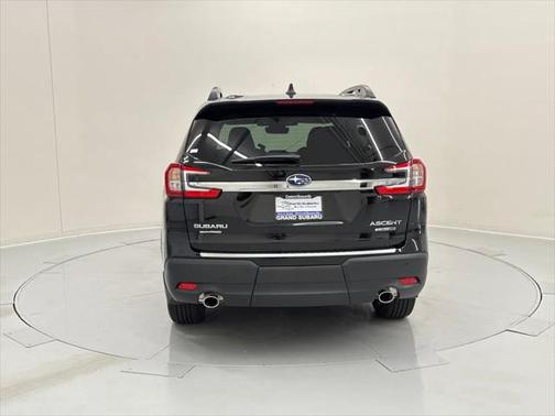 2025 Subaru Ascent Limited 7-Passenger
