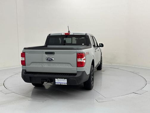 2023 Ford Maverick Lariat