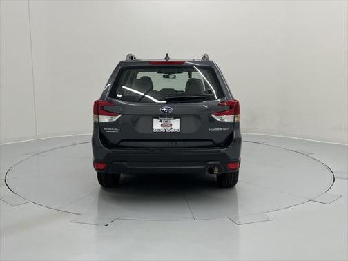 2022 Subaru Forester Base