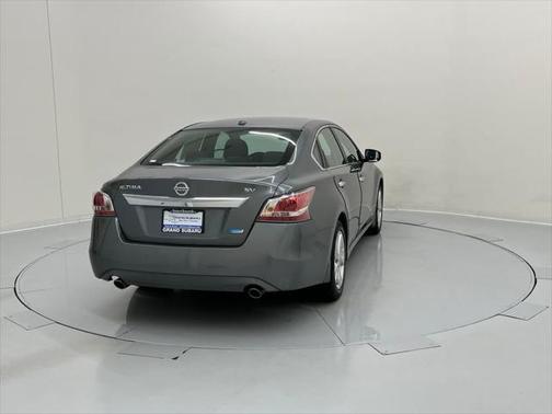 2014 Nissan Altima 2.5 SV