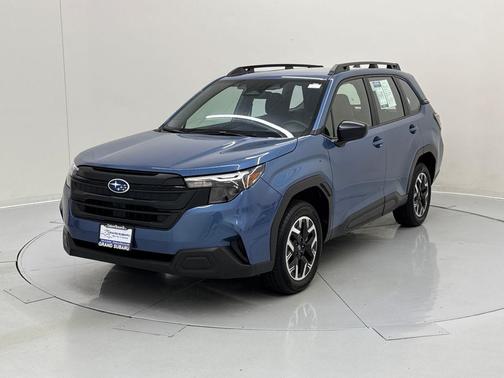 2025 Subaru Forester Base