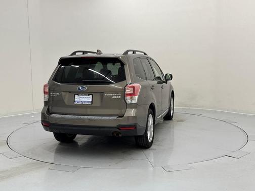 2017 Subaru Forester 2.5i Touring