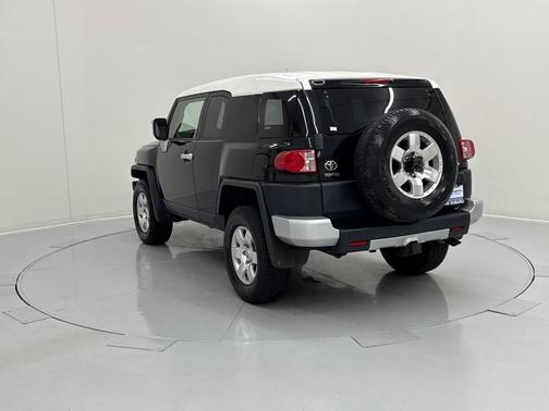 2010 Toyota FJ Cruiser Base