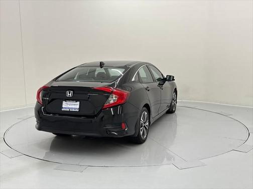 2017 Honda Civic EX-L Navi