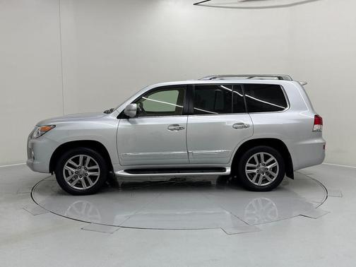 2013 Lexus LX 570 Base