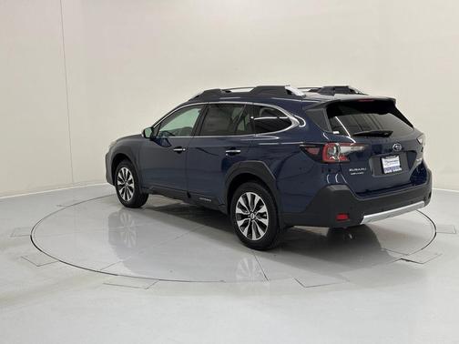 2025 Subaru Outback Touring