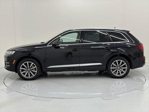 2019 Audi Q7 45 Premium Plus