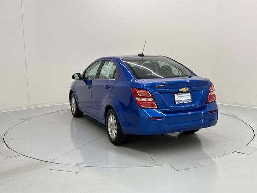 2017 Chevrolet Sonic LT