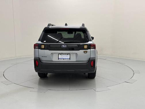 Ice Silver Metallic 2026 Subaru Outback Wilderness