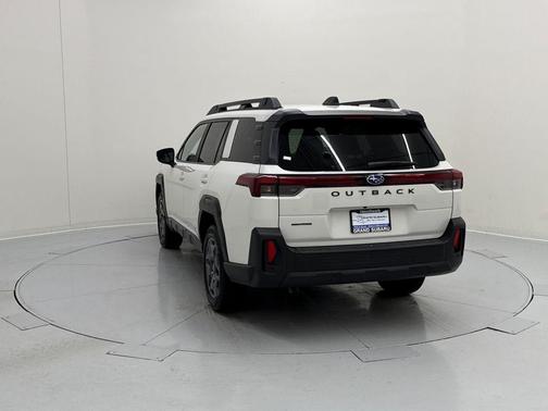 Crystal White Pearl 2026 Subaru Outback Premium