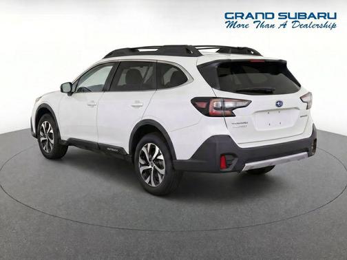 Crystal White Pearl 2021 Subaru Outback Limited