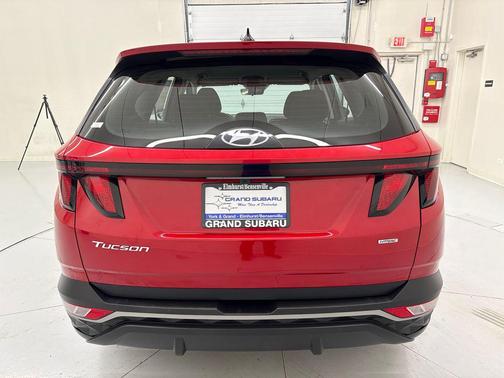 Calypso Red 2023 Hyundai TUCSON SE