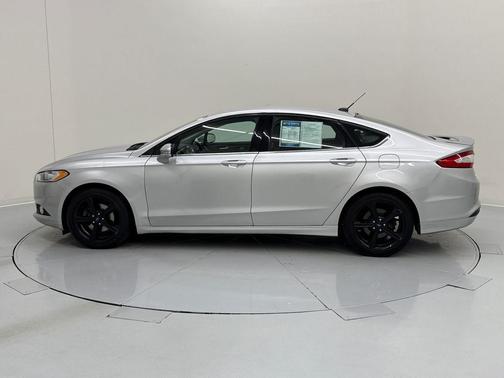 Ingot Silver 2016 Ford Fusion SE