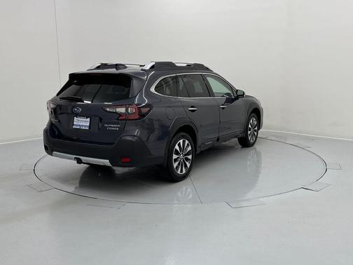 2024 Subaru Outback Touring